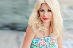 Η απίστευτη αλλαγή της Μενεγάκη - Δείτε τι έκανε στα μαλλιά της και έγινε αγνώριστη η παρουσιάστρια [photos]