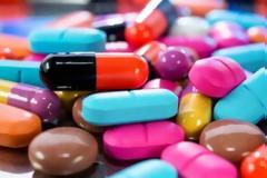 Νέο «μαχαίρι» στις τιμές των φαρμάκων