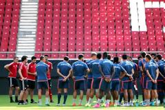 Η... ΜΑΧΗ ΤΩΝ 21 ΓΙΑ ΤΗΝ ΕΡΥΘΡΟΛΕΥΚΗ ΛΙΣΤΑ ΤΗΣ UEFA!