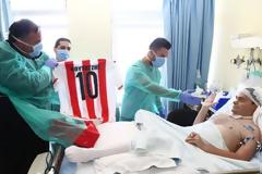 Η ΕΠΙΣΚΕΨΗ ΑΝΘΡΩΠΙΑΣ ΤΟΥ ΓΙΑΝΝΙΩΤΑ ΚΑΙ Η... ΑΝΕΚΤΙΜΗΤΗ ΑΞΙΑ ΤΟΥ ΧΑΜΟΓΕΛΟΥ (ΡΗΟΤΟ)