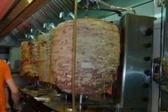 ΣΟΚ: To Γυράδικο του Ινδού με κρέας σκύλων στην Θεσσαλονίκη