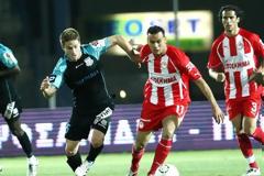 «ΜΠΑΜ» ΜΕ ΠΡΩΗΝ ΕΡΥΘΡΟΛΕΥΚΟ Η... ΖΑΚΥΝΘΟΣ!