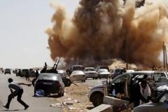 ΒΟΜΒΑ από Al Jazeera: Η Ελλάδα κινδυνεύει να γίνει η Λιβύη της Ευρώπης...