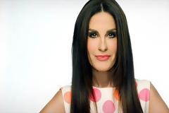 Η ηθοποιός Κάτια Νικολαΐδου φωτογραφήθηκε με μαγιό και τρέλανε το Instagram!