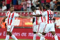 ΤΟΥΣ ΒΓΑΖΕΙ ΑΚΟΜΑ ΜΙΑ... ΚΑΡΑΜΕΛΑ ΑΠΟ ΤΟ ΣΤΟΜΑ Ο ΘΡΥΛΟΣ!