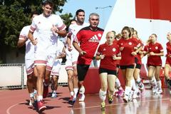 ΕΠΕΛΕΞΑΝ ΝΟΥΜΕΡΑ ΟΙ ΑΝΔΡΕΣ ΚΑΙ ΟΙ ΓΥΝΑΙΚΕΣ ΣΤΟ ΒΟΛΕΪ