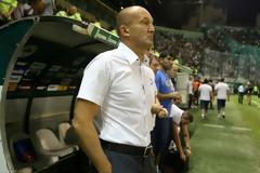 ΤΟΥΣ... ΔΟΥΛΕΥΕΙ ΚΑΙ Ο ΠΡΟΠΟΝΗΤΗΣ ΤΗΣ ΚΑΜΠΑΛΑ!