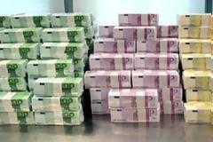 Δύο αλλοδαπές ψώνισαν προϊόντα από περίπτερο δίνοντας πλαστά χαρτονομίσματα