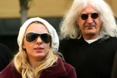 Χωρίζουν Νίκος Καρβέλας – Αννίτα Πάνια