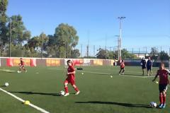 ΜΙΑ... ΚΑΛΙΦΟΡΝΕΖΑ ΤΟ ΠΡΩΤΟ ΚΟΡΙΤΣΙ ΣΤΗΝ ΑΚΑΔΗΜΙΑ ΤΟΥ ΟΛΥΜΠΙΑΚΟΥ! (ΡΗΟΤΟ)