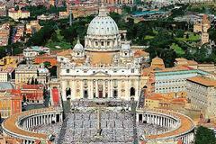 ΘΡΗΝΟΣ στο Βατικανό