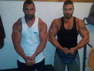 Φωτογραφία για Η ζωή και ο γάμος στη φυλακή των κατηγορουμένων για την δολοφονία των δύο bodybuilders στη Μάνη
