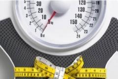 Τί να πίνετε 30 λεπτά πριν το γεύμα για να χάσετε κιλά χωρίς προσπάθεια