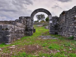 Φωτογραφία για O αρχαίος οικισμός της Φανωτής στη Θεσπρωτία, ενώ είναι μνημειακός, παραμένει στο περιθώριο