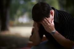 Το άγχος μειώνει τη συναισθηματική μας ανταπόκριση προς τους άλλους