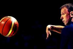 «Ο ΠΑΡΚΕΡ ΕΙΝΑΙ ΓΙΑ ΤΗ ΓΑΛΛΙΑ ΟΤΙ Ο ΣΠΑΝΟΥΛΗΣ ΓΙΑ ΤΗΝ ΕΛΛΑΔΑ»