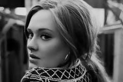 Νέα δισκογραφική δουλειά για την Adele