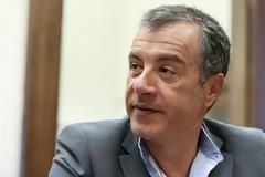 ΣΤ. ΘΕΟΔΩΡΑΚΗΣ: ΜΟΛΥΣΜΕΝΟΙ ΑΠΟ ΤΗ ΝΟΣΟ ΤΟΥ ΠΑΛΑΙΟΚΟΜΜΑΤΙΣΜΟΥ ΤΣΙΠΡΑΣ ΚΑΙ ΜΕΪΜΑΡΑΚΗΣ