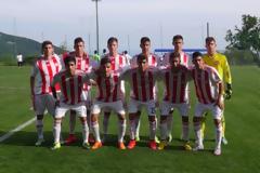 ΔΥΝΑΤΗ... ΦΙΛΙΚΗ ΙΣΟΠΑΛΙΑ ΓΙΑ ΤΗΝ Κ17 ΤΟΥ ΘΡΥΛΟΥ!