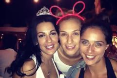 Αντιγόνη Ψυχράμη: Το bachelor party στη Βάρκιζα με τις φίλες της