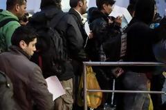 Μυτιλήνη: Αναχώρησαν για Πειραιά περίπου 3.400 μετανάστες και πρόσφυγες