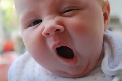 Αυτό το τέχνασμα μπορεί να σας βοηθήσει να κοιμηθείτε σε 60 δευτερόλεπτα...