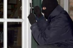 «Σήκωσαν» 16 χιλιάδες ευρώ από το σπίτι 80χρονης