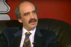 Όταν ο Βαγγέλης Μεϊμαράκης έβγαινε στο Ερωτοδικείο - Το video που θέλει να εξαφανίσει