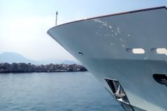 VIP μεταφορά μεταναστών και με θαλαμηγό!