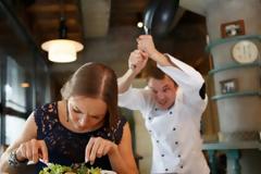 7 εκνευριστικά πράγματα που κάνουν οι πελάτες και δεν 