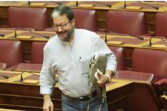 Απίστευτο τρολάρισμα για δήθεν διακοπή της μετάδοσης της συνέντευξης της Ζωής - Θύμα ο Κριτσωτάκης [photos]