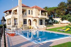 Πάτρα: Νοικιάζουν εξοχικά και βίλες σε Ρίο και Άγιο Βασίλειο