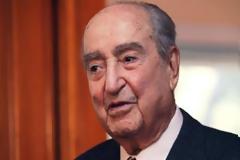 Χαμός στο Facebook - Αυτή τη φωτογραφία δημοσίευσε ο Επίτιμος για τον Μεϊμαράκη