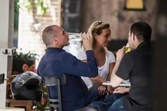 Ενα μπαρ για τον Γιάννη: Το 