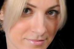 Σκοτώθηκε μπροστά στην 10χρονη κορη της, η τραγουδίστρια Κωνσταντίνα Τσαλαπάτη