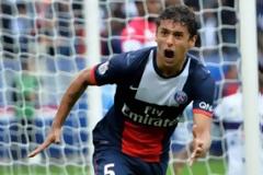 Διπλή...χυλόπιτα από την Παρί στη Τσέλσι