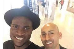 ΕΡΧΕΤΑΙ ΚΑΙ ΜΕ... ΚΑΠΕΛΟ Ο ΙΝΤΕΓΕ! (PHOTO)