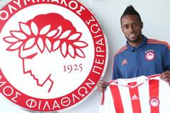 Η ΠΡΩΤΗ... ΕΡΥΘΡΟΛΕΥΚΗ ΜΕΡΑ ΤΟΥ ΕΡΝΑΝΙ ΣΕ ΒΙΝΤΕΟ!