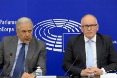 ΠΡΟΣΦΥΓΙΚΟ: ΕΡΧΕΤΑΙ ΑΝΤΙΠΡΟΣΩΠΕΙΑ ΤΗΣ ΚΟΜΙΣΙΟΝ ΥΠΟ ΤΟΝ ΑΒΡΑΜΟΠΟΥΛΟ