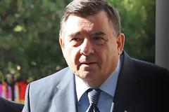 Δεν κατεβαίνει στις εκλογές ο Γιώργος Καρατζαφέρης