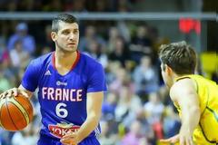 ΕΡΤΕΛ ΑΝΤΙ... ΝΤΙΟ ΣΤΗ 12ΑΔΑ ΤΗΣ ΓΑΛΛΙΑΣ