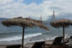 Καιρός: Απ' όλα έχει! Και καύσωνα, και ομίχλη και βροχές