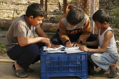 13 εκατομμύρια παιδιά στερούνται το σχολείο λόγω πολέμου