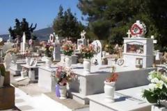 Πύργος: Άνοιξε τον τάφο του γιου του και έπεσε μέσα