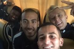 Η SELFIE ΤΟΥ... ΧΑΡΟΥΜΕΝΟΥ ΕΛΑΜΠΝΤΕΛΑΟΥΙ! (ΡΗΟΤΟ)