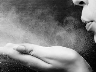 Φωτογραφία για Η σκόνη που σε κάνει απολύτως υπάκουο - Υποταγή με την «Ανάσα του Διαβόλου»