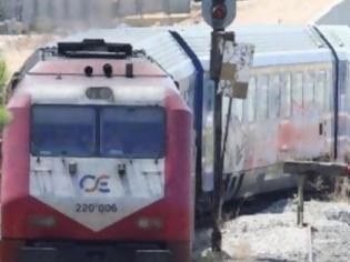Φωτογραφία για ΣΟΚ: Τρένο παρέσυρε και σκότωσε μετανάστη στον Έβρο