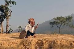 Πέθανε ο πιο κοντός άνθρωπος του κόσμου - Είχε ύψος 54,6 εκατοστά [photos]