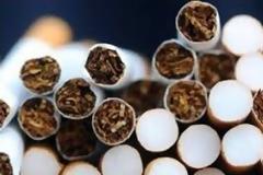 Συλλήψεις για μεταφορά λαθραίων τσιγάρων στην Πάτρα - Διαβάστε που τα είχαν κρύψει