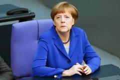 Μέρκελ: Θα αντιμετωπίσουμε την προσφυγική κρίση χωρίς να αυξήσουμε τους φόρους